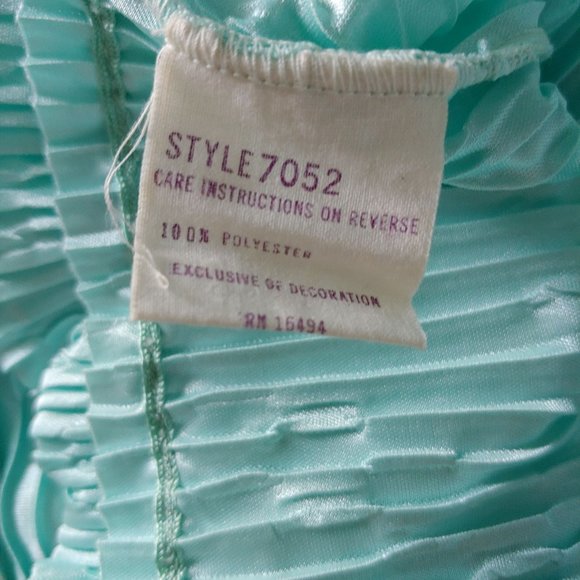 Mary McFadden Collection 1 Grecian Plisse Aqua Full Length Gown Medium - Picture 15 of 16